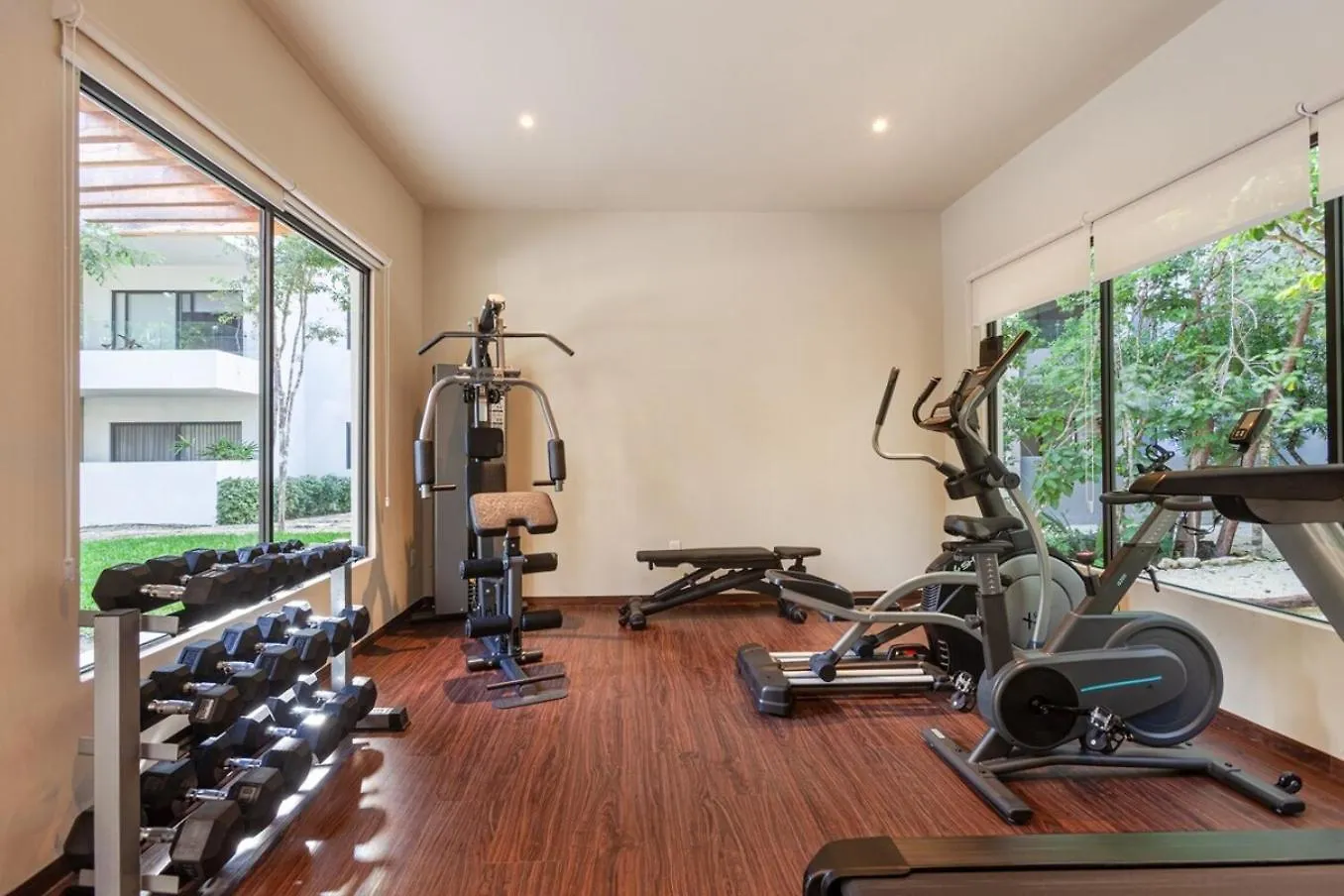 Brand New! 10Min To Beach Wifi 200Mb Gym Pool Playa del Carmen